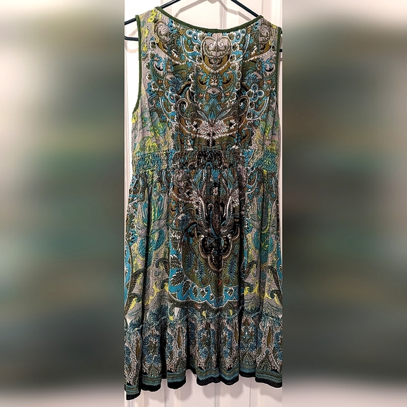 Sleeveless Multi Green Summer Dress - Picture 3 of 4